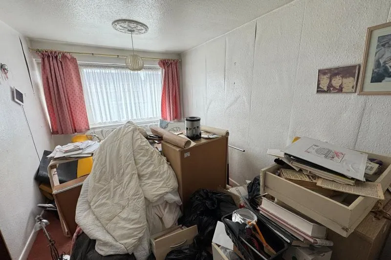 3 bed Terraced House For Auction