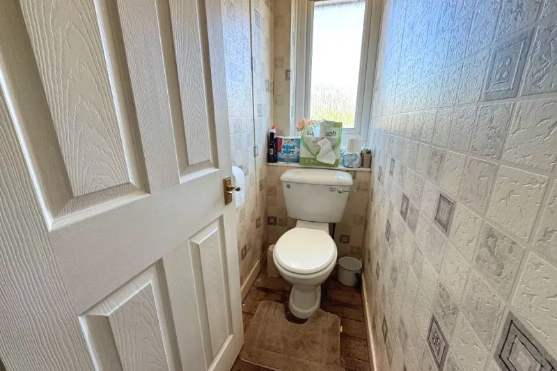 2 bed End Terrace House For Auction