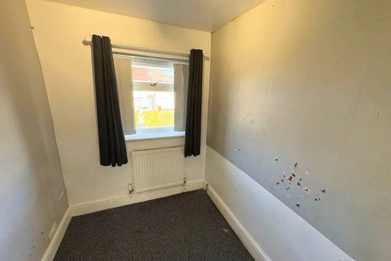 3 bed Semi-Detached House For Auction