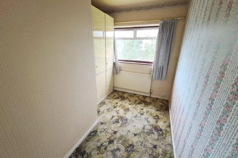 3 bed Semi-Detached House For Auction