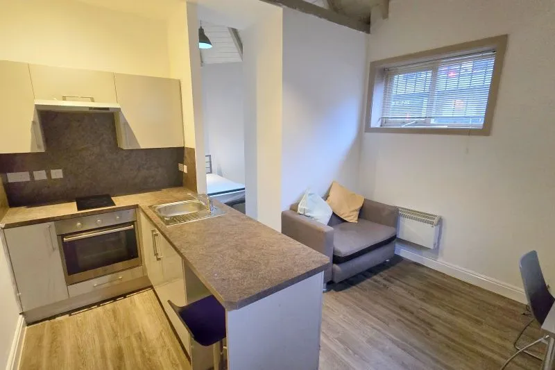 1 bed Apartment For Auction