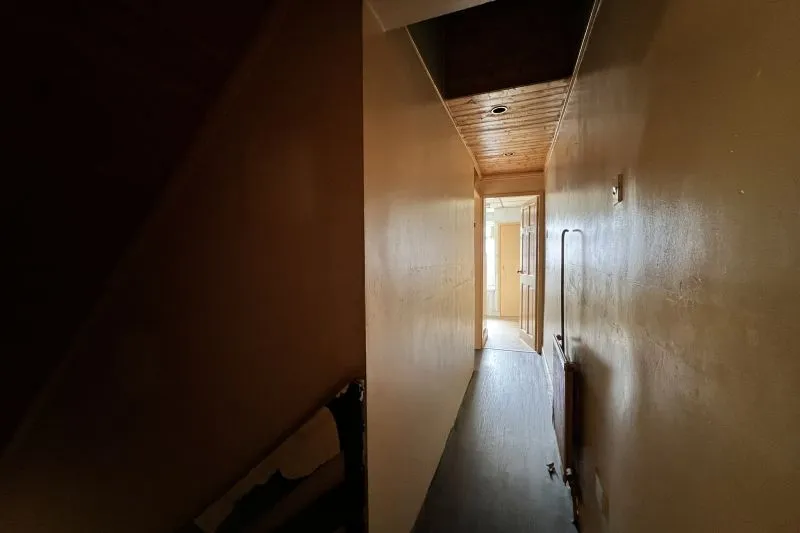 2 bed Terraced House For Auction