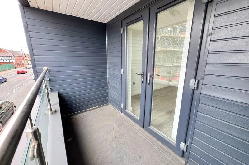 11 bed Block of Flats For Auction