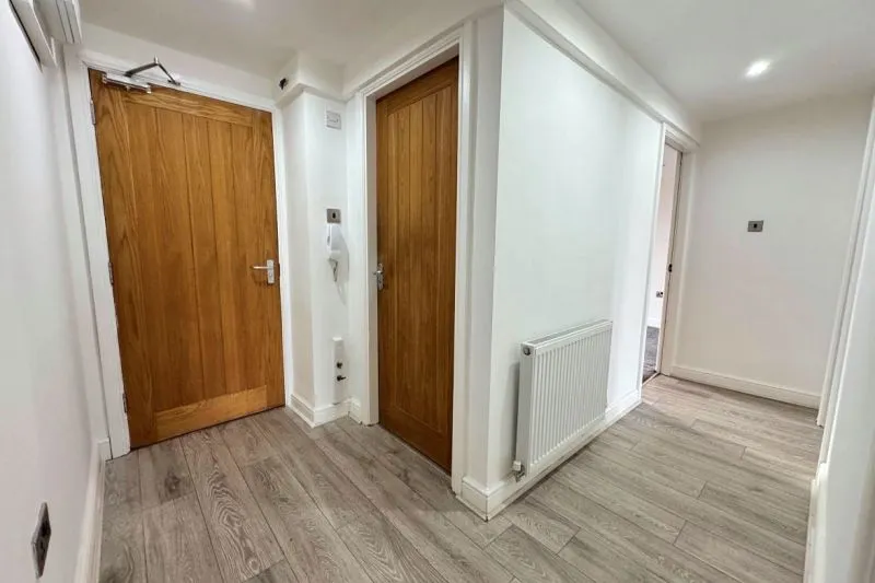 11 bed Block of Flats For Auction