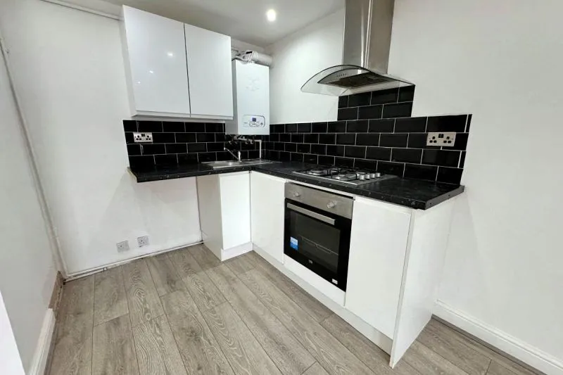 11 bed Block of Flats For Auction