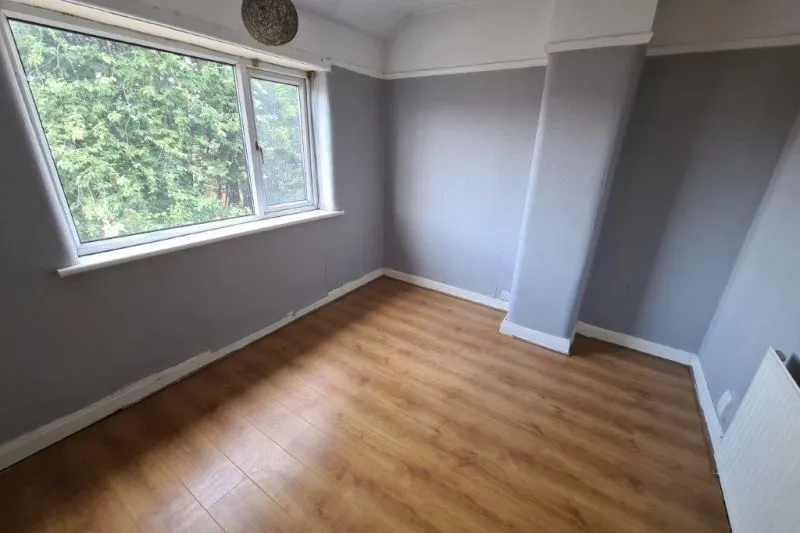 3 bed Semi-Detached House For Auction