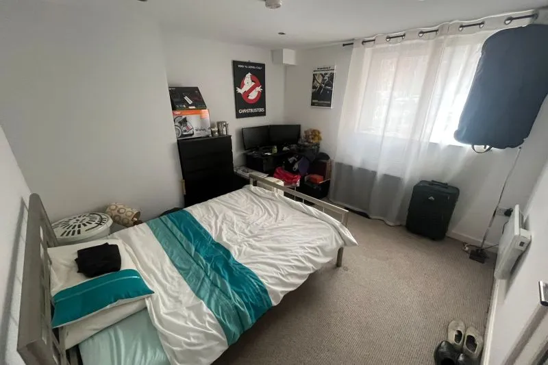 1 bed Apartment For Auction