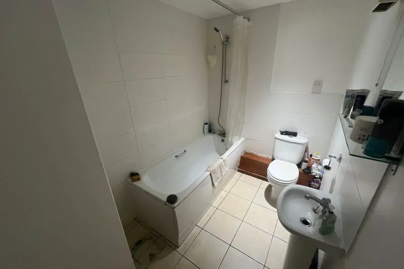 1 bed Apartment For Auction