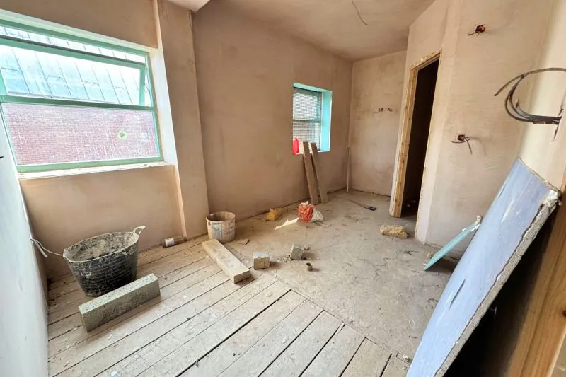 Mixed Use Commercial For Auction