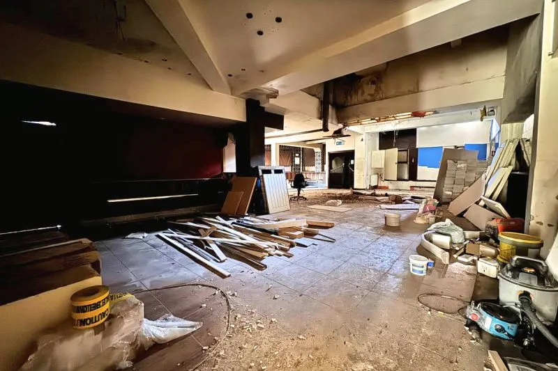 15 bed Mixed Use Commercial For Auction