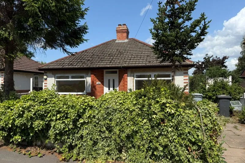 3 bed Detached Bungalow For Auction
