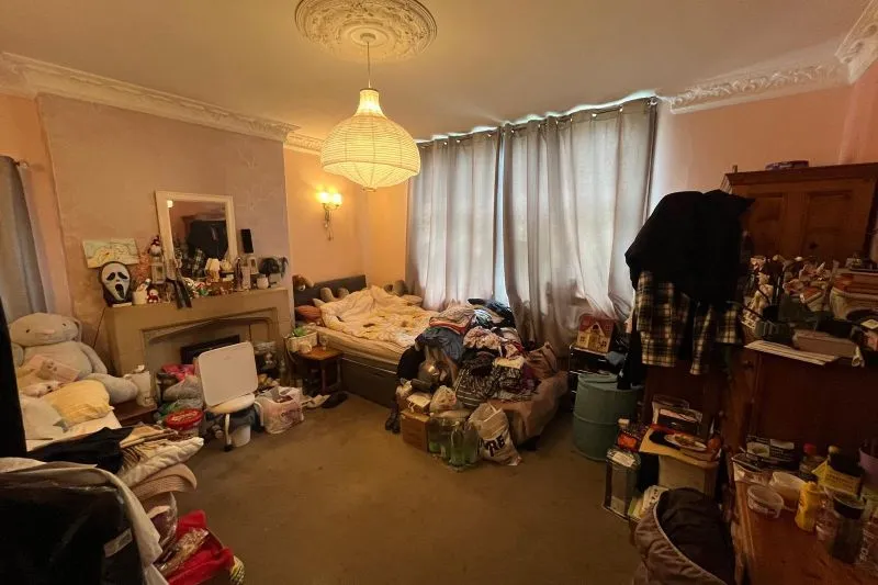 4 bed Detached House For Auction