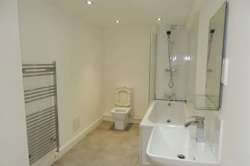 1 bed Ground Floor Apartment For Auction