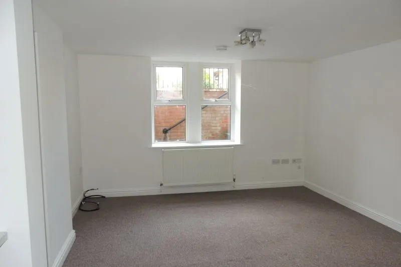 1 bed Ground Floor Apartment For Auction