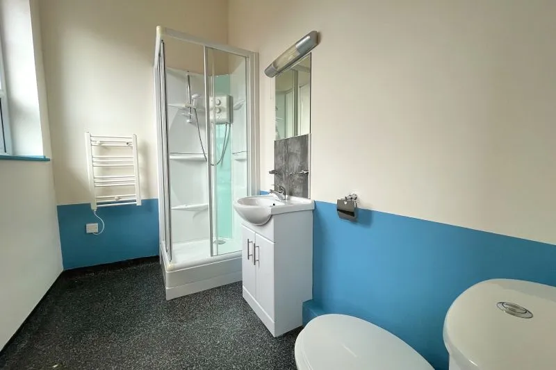 1 bed Studio Apartment For Auction