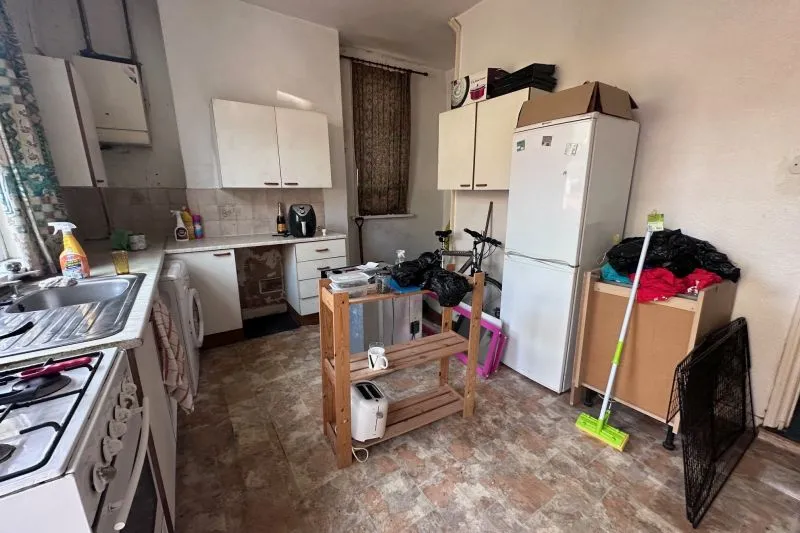 3 bed End Terrace House For Auction