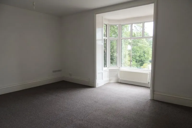 2 bed Apartment For Auction