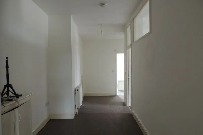 2 bed Apartment For Auction