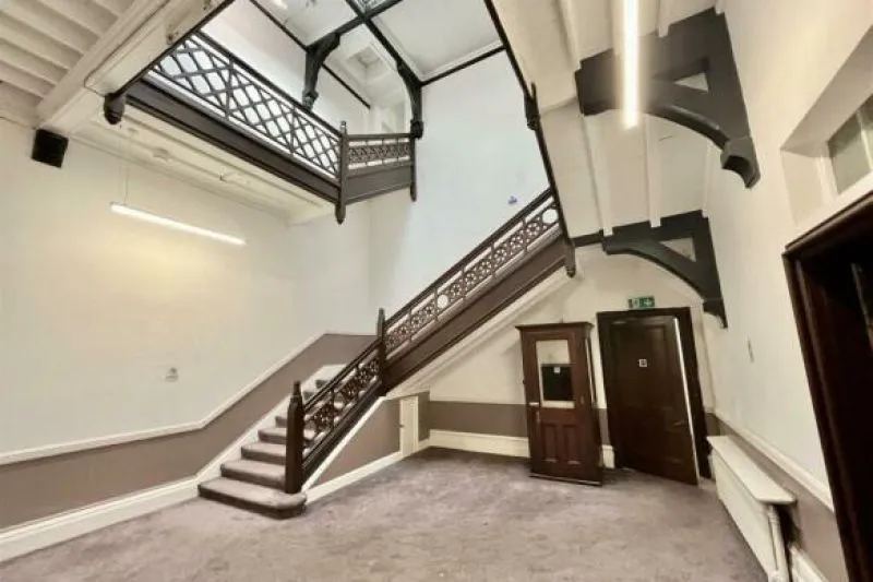 2 bed Apartment For Auction