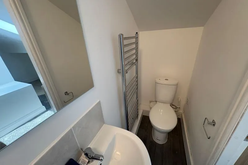 4 bed Terraced House For Auction