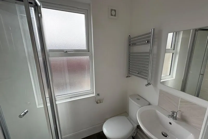 4 bed Terraced House For Auction