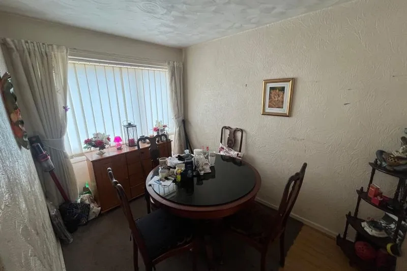 2 bed End Terrace House For Auction