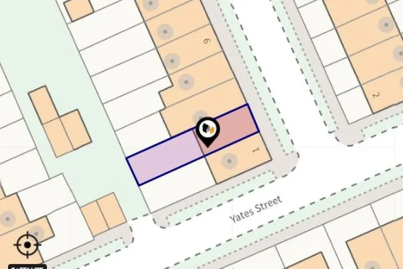 2 bed Terraced House For Auction