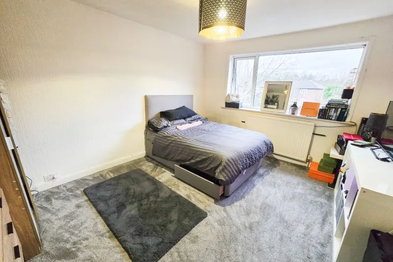 3 bed Semi-Detached House For Auction