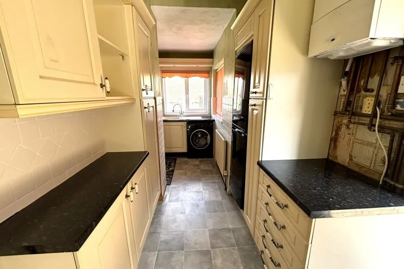 3 bed Semi-Detached House For Auction
