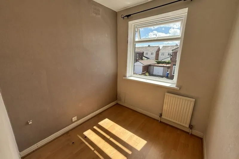 3 bed Semi-Detached House For Auction