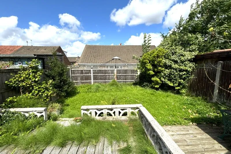 3 bed Semi-Detached House For Auction