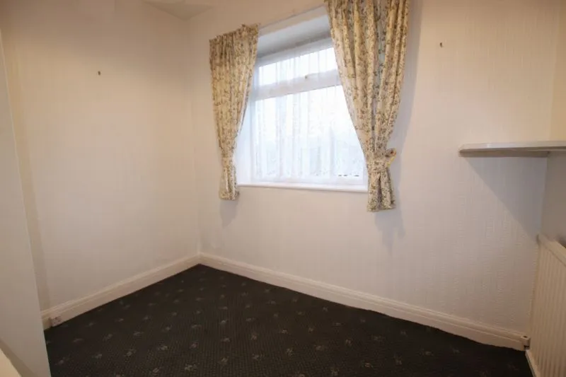 3 bed Semi-Detached House For Auction
