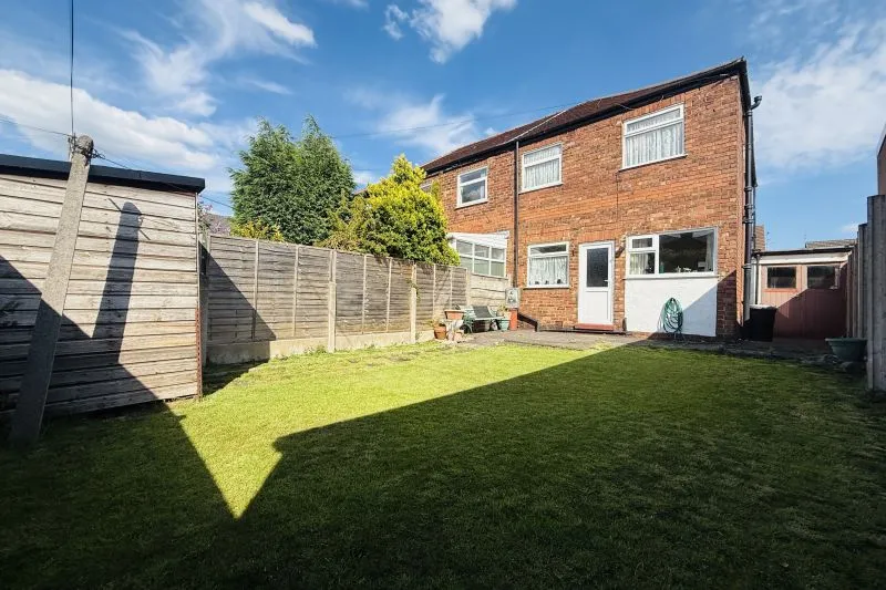 3 bed Semi-Detached House For Auction