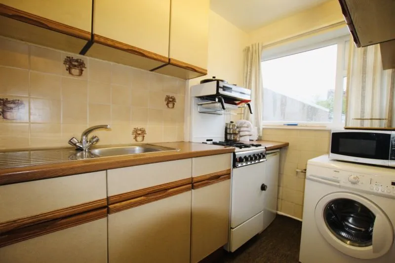 3 bed Semi-Detached House For Auction