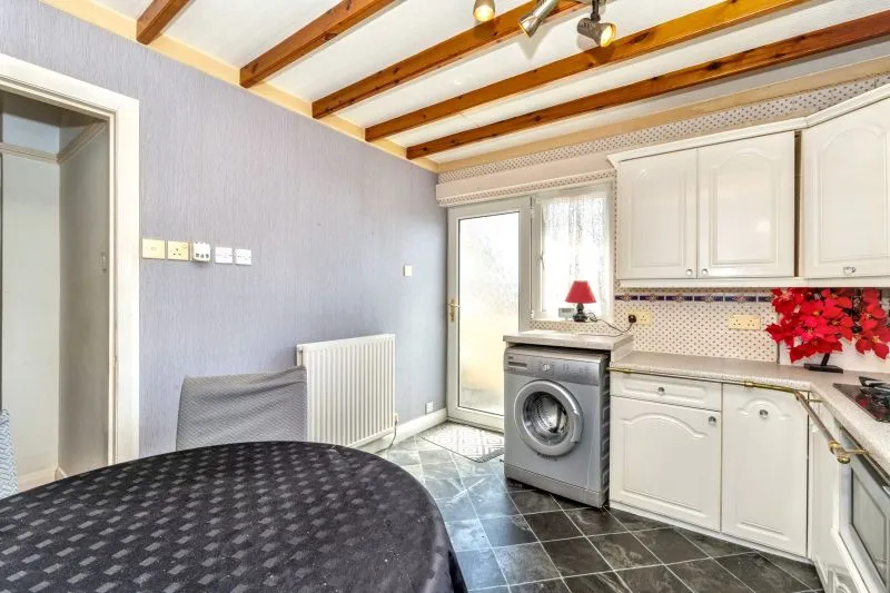 2 bed Apartment For Auction