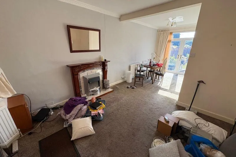 2 bed Semi-Detached House For Auction