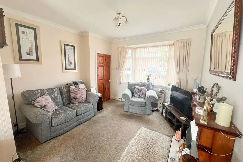 2 bed Semi-Detached House For Auction