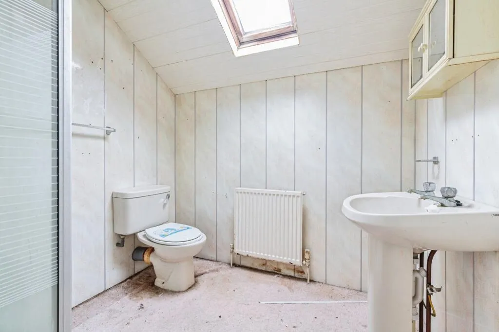 5 bed End of Terrace