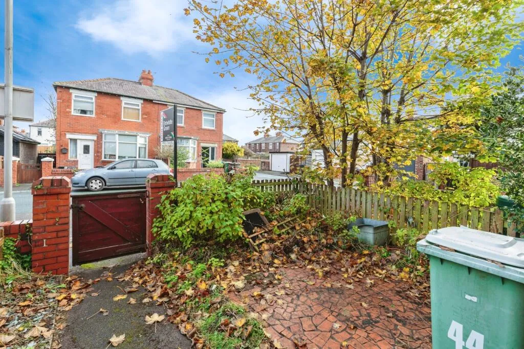 3 bed Terraced