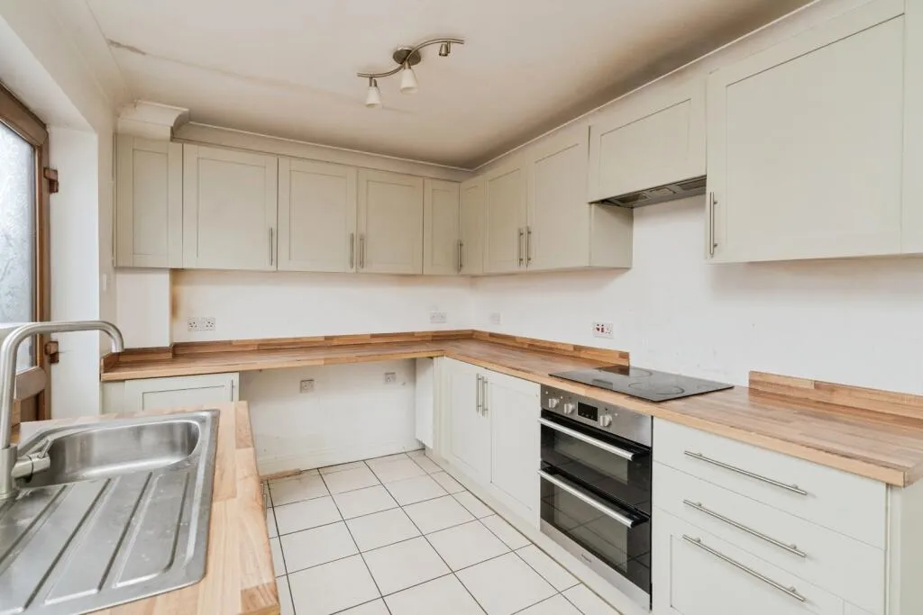 3 bed Terraced