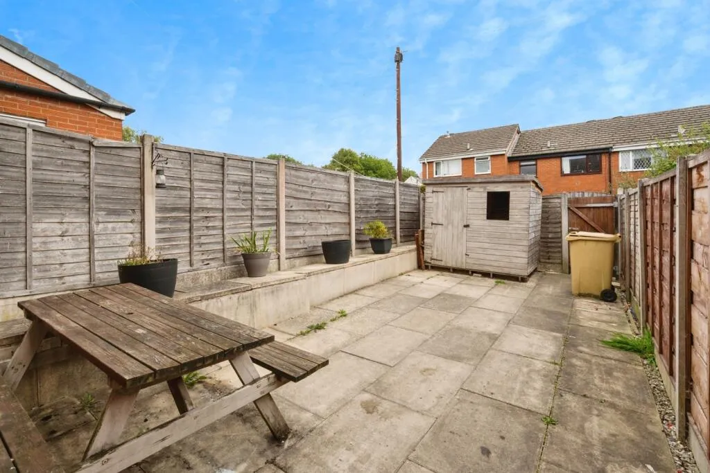 3 bed Terraced