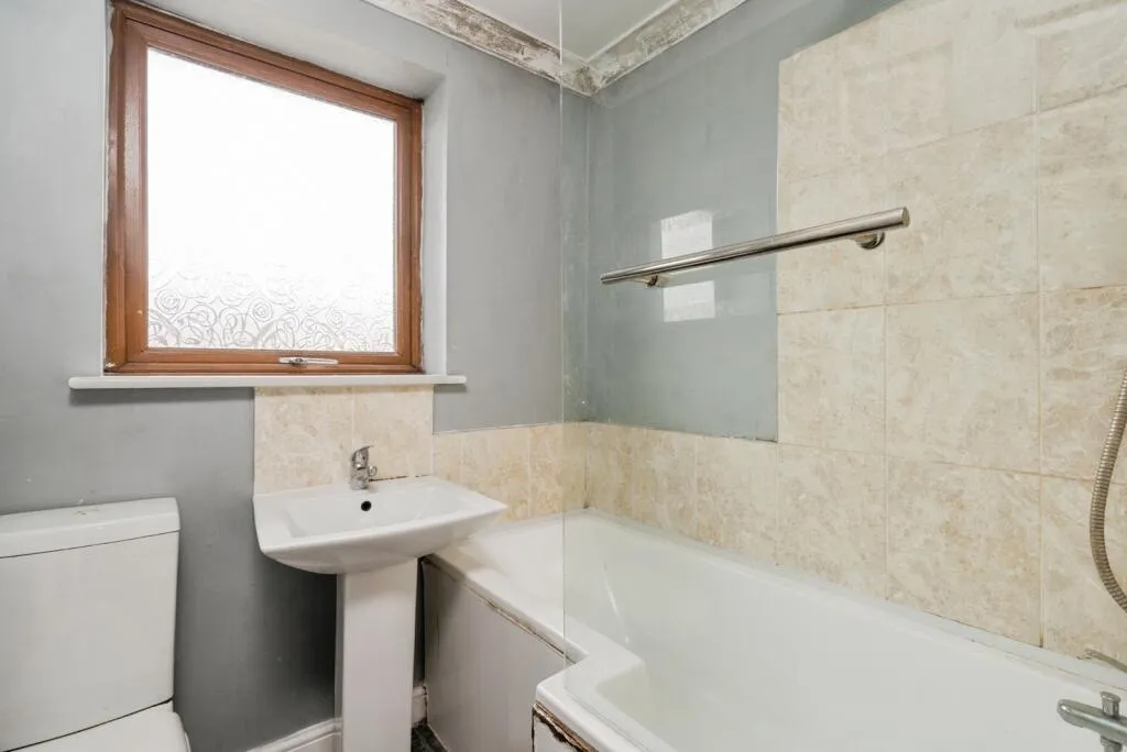 3 bed Terraced