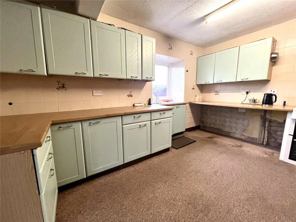 2 bed Semi-Detached Bungalow