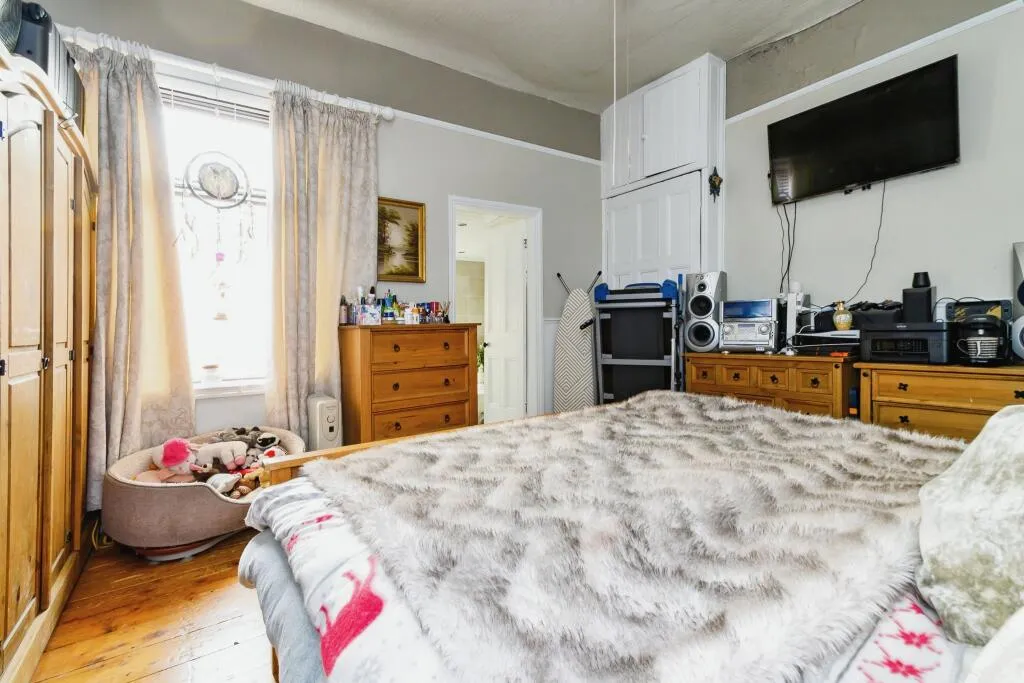 2 bed Terraced