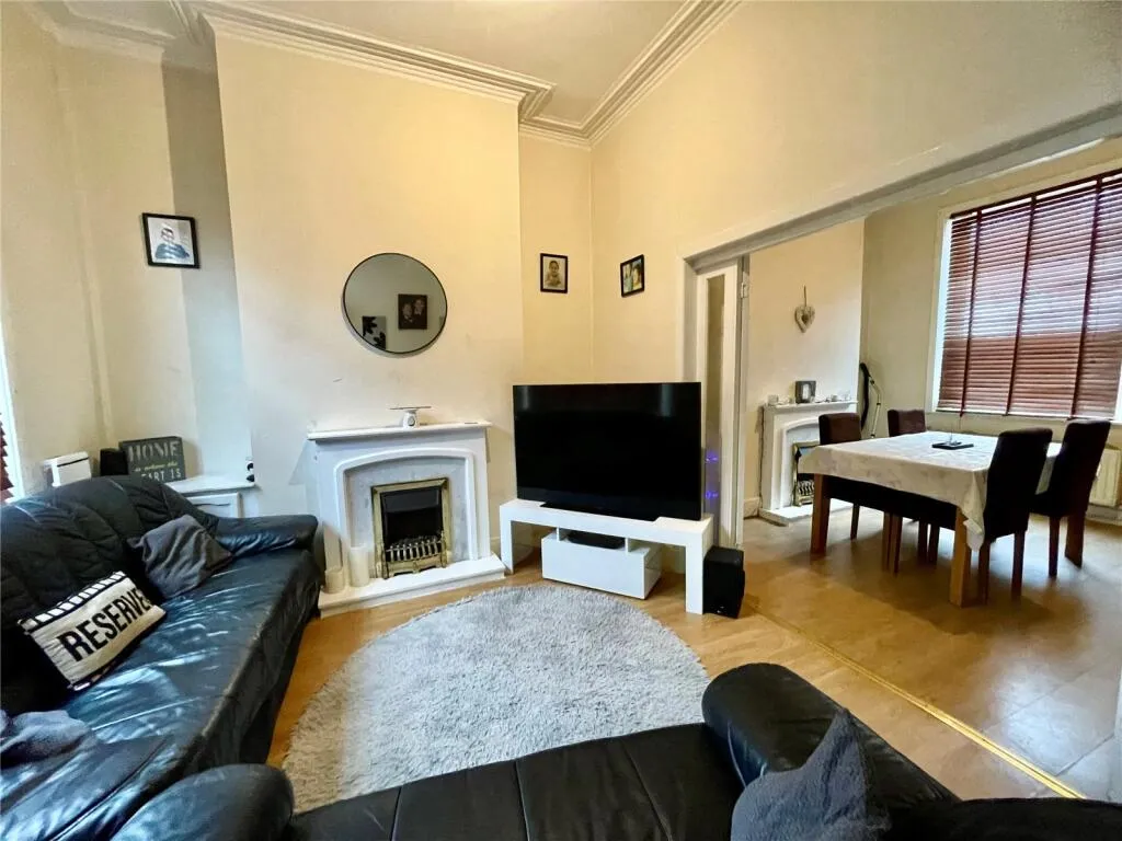 3 bed Terraced