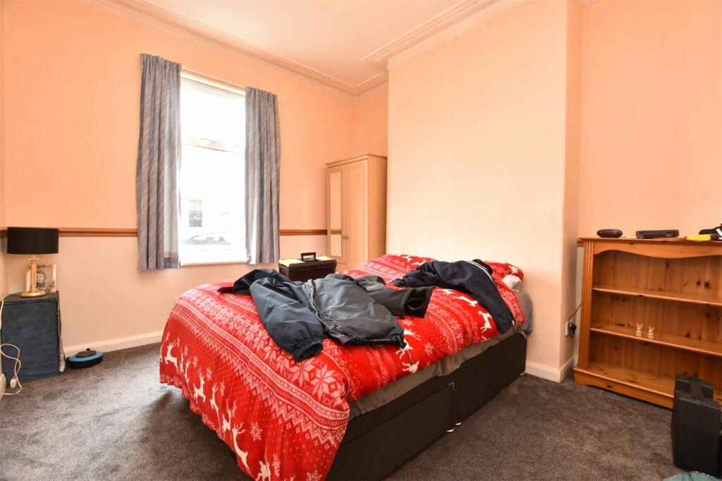 2 bed Terraced