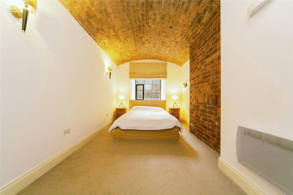 2 bed Apartment