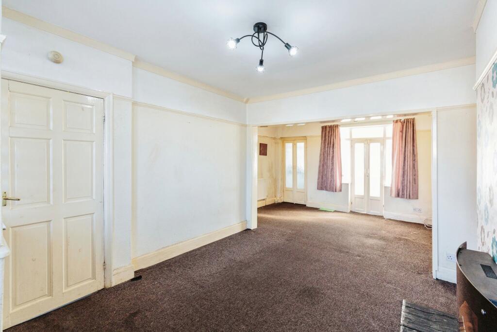 2 bed Semi-Detached