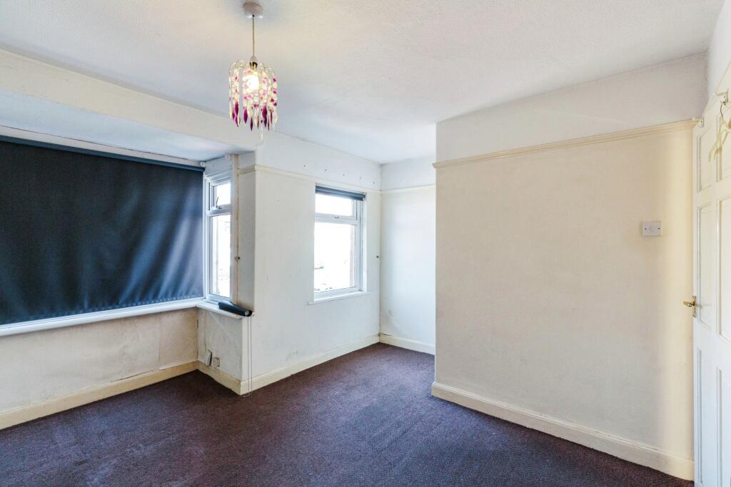 2 bed Semi-Detached