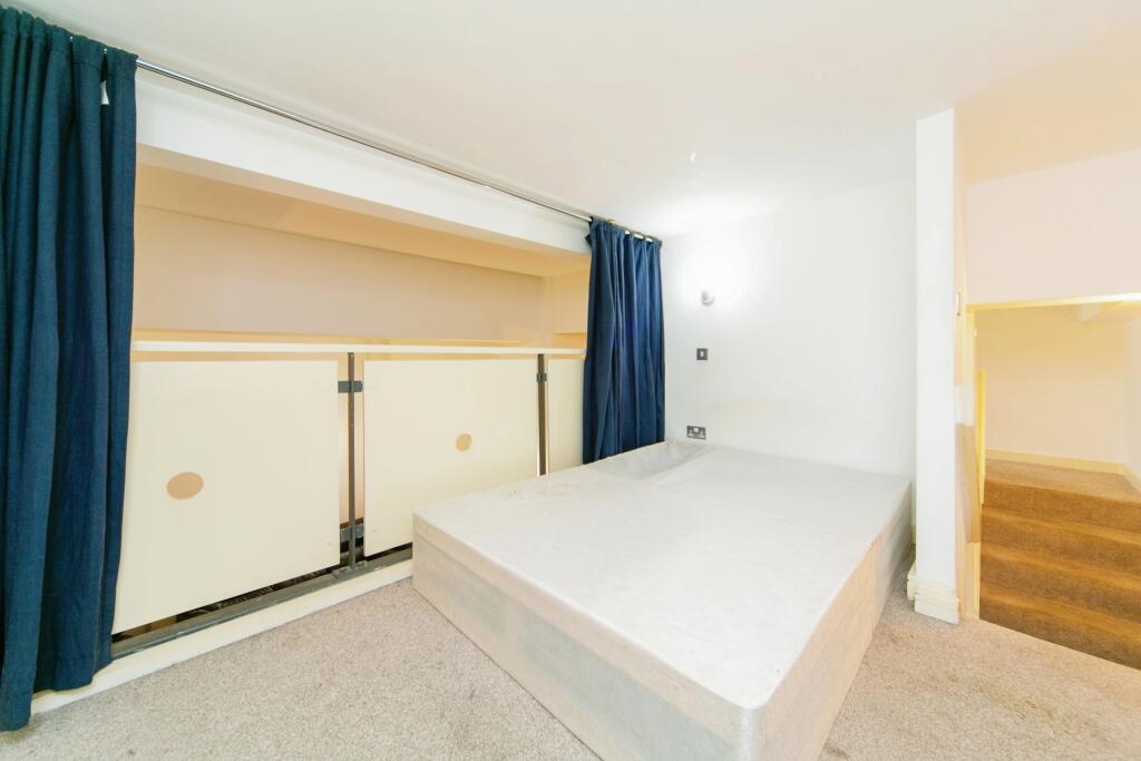 2 bed Apartment